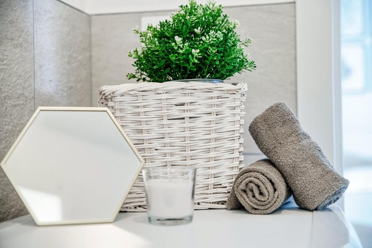 Apartament Silvia Lenno House - The House Of Travelers Zewnętrze zdjęcie